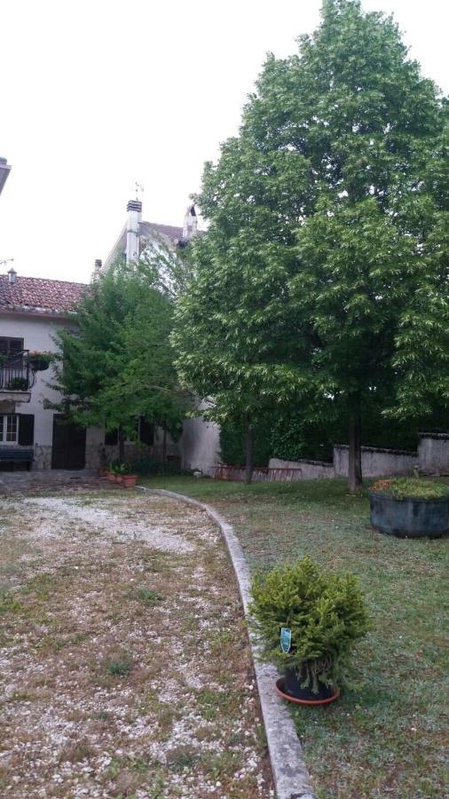casa con giardino Villa Pescasseroli Exterior foto
