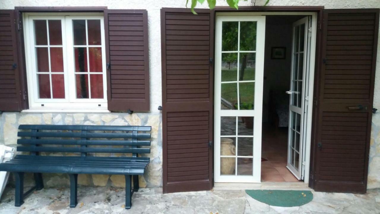 casa con giardino Villa Pescasseroli Exterior foto